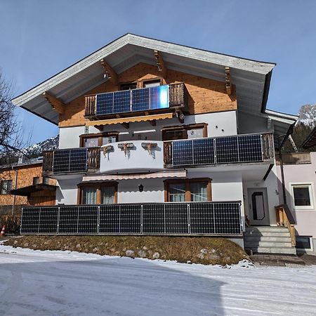 Ferienwohnung Rainer Kunterbunt Leogang Exterior photo